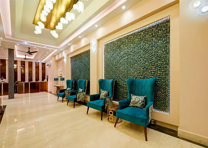 The Pearl Plaza Hotel In City Centre - Near New Delhi Railway Station